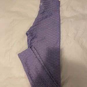 Booty by Brabants set in Chrome Lilac